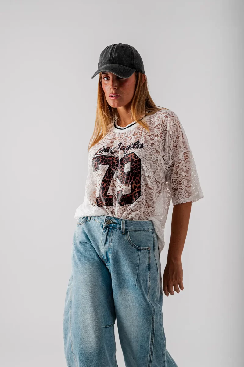 T-shirt pizzo con stampa Leo - immagine 2